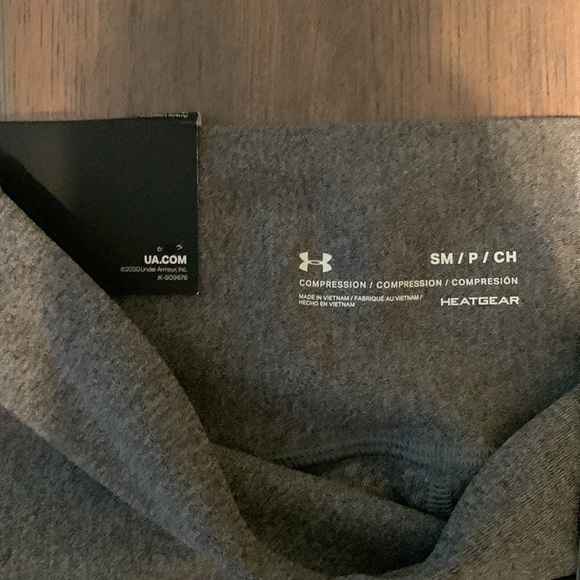 NWT Under Armour Small Grey Heatgear Compression Ankle Legging - Picture 3 of 4